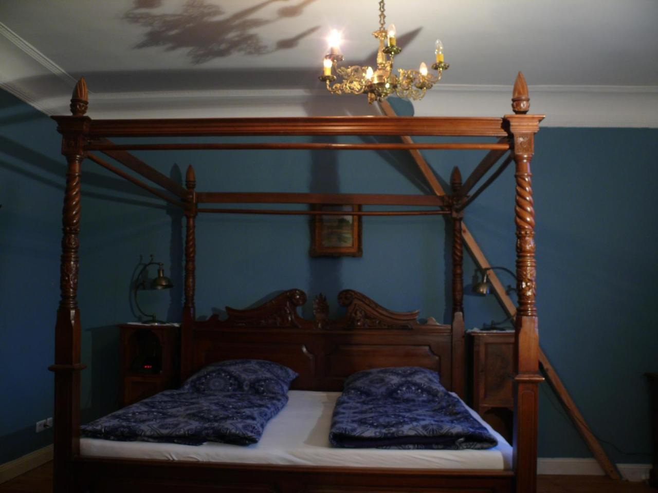 Couette-café Muhlenvilla Am Butzower Hafen 3*